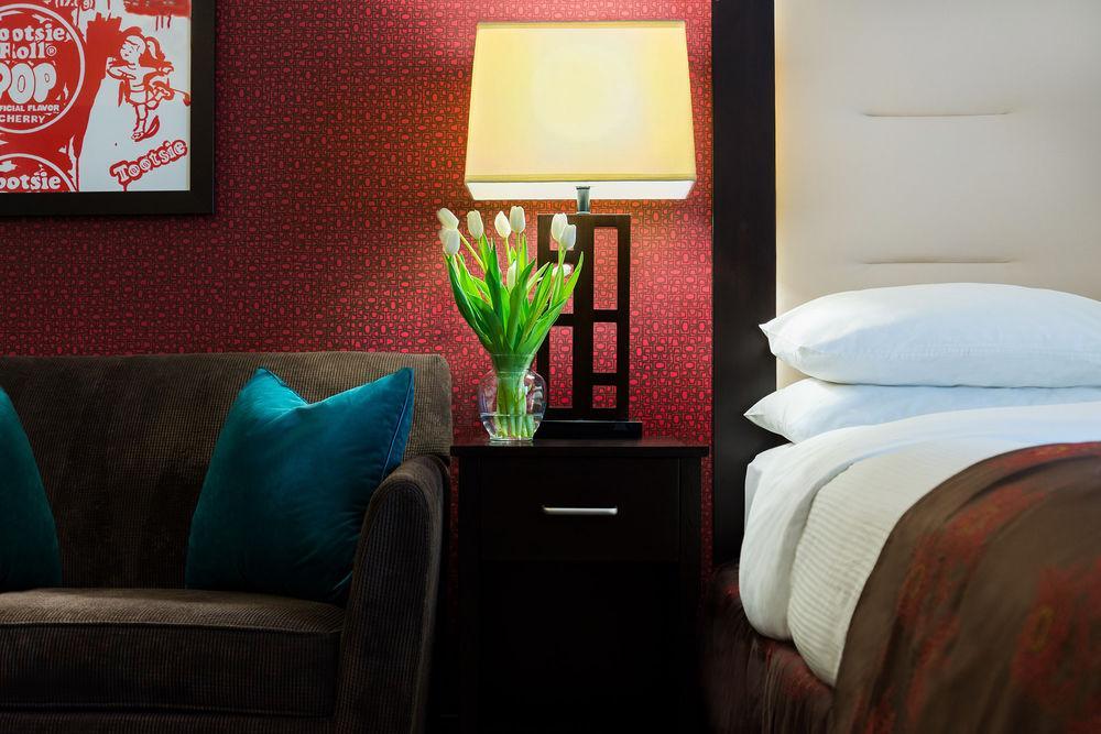 The Lloyd Stamford, Tapestry Collection By Hilton Hotel Exterior photo
