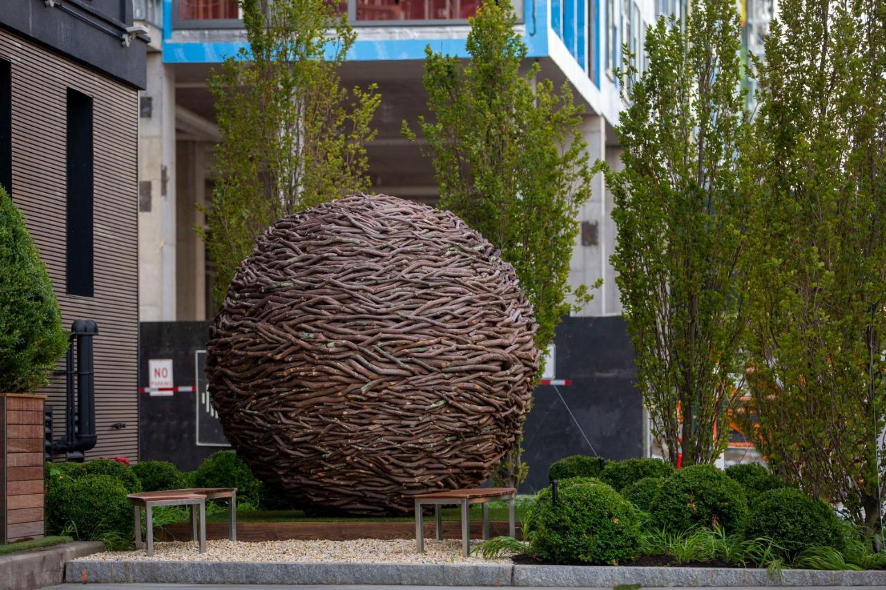The Lloyd Stamford, Tapestry Collection By Hilton Hotel Exterior photo