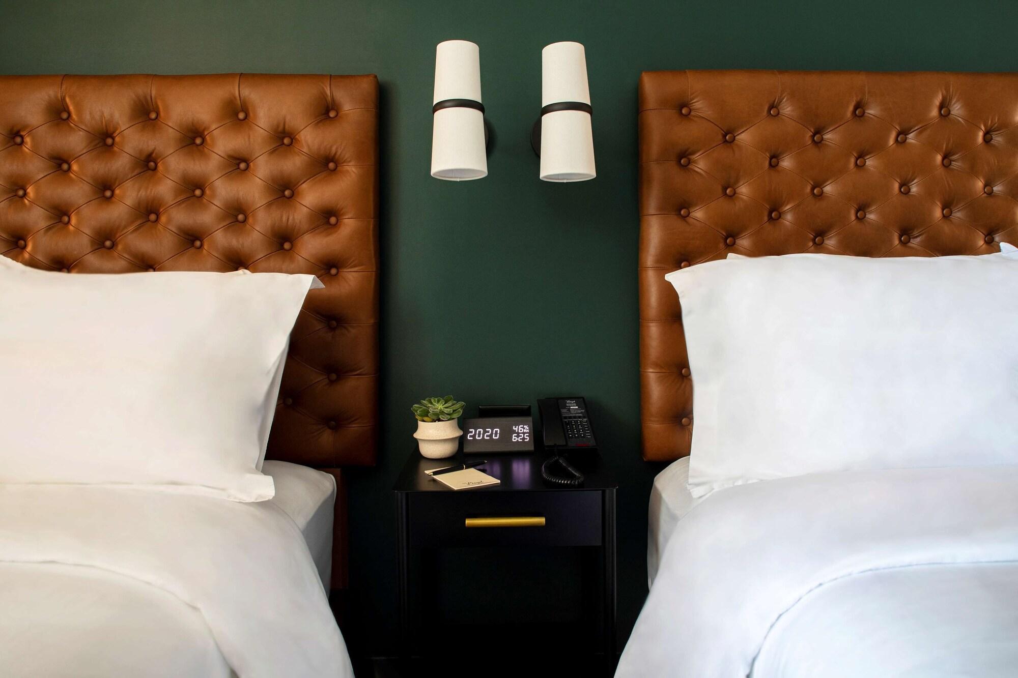 The Lloyd Stamford, Tapestry Collection By Hilton Hotel Exterior photo